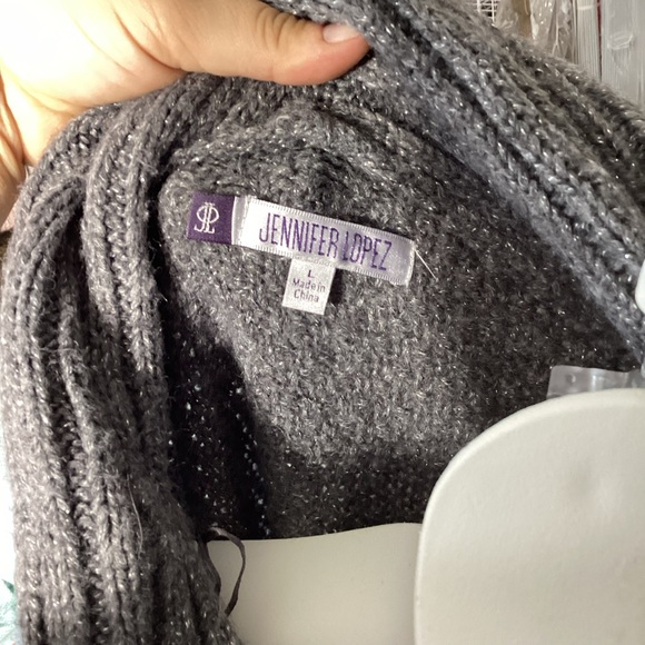 Jennifer Lopez Grey and Metallic Grey Cowl Neck Sweater Size Large - Picture 3 of 5